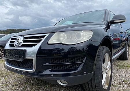 VW Touareg Volkswagen 3.0 V6 TDI Xenon Navi Leder Gsd StandH.