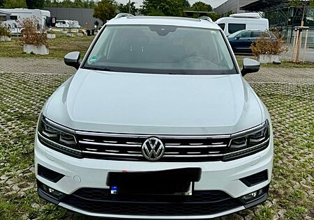 VW Tiguan Allspace Volkswagen 2.0 TDI SCR DSG 4MOTION Comf...