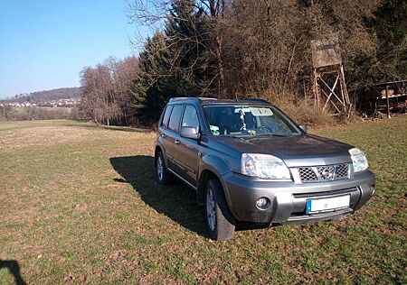Nissan X-Trail 4x4 columbia 2.2 dCi columbia