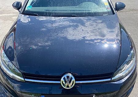 VW Golf Volkswagen 1.0 TSI BMT Trendline Trendline