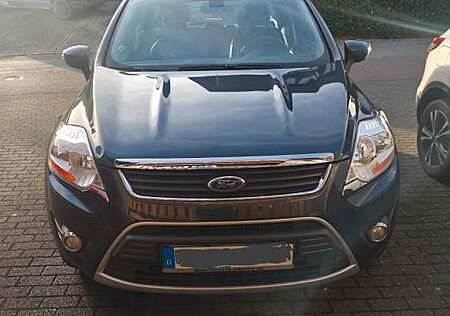 Ford Kuga 2,0 TDCi 2x4 Titanium Titanium