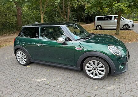Mini Cooper D Aut. Leder Panorama LED Navi Tempo