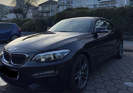 BMW 218i Coupé M Sport M Sport
