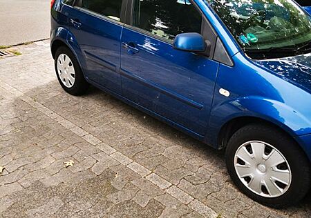Ford Fiesta 1,3 51 kW Style Style