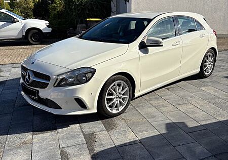 Mercedes-Benz A 180 -