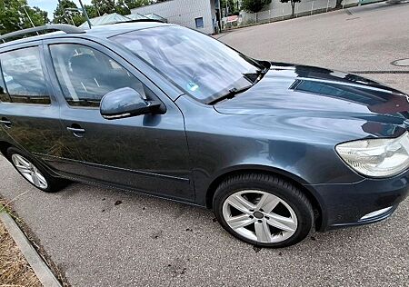 Skoda Octavia 2.0 TDI Elegance Combi Elegance