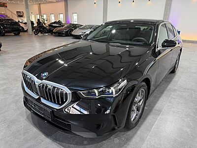 BMW 520 d  Limousine*LED*H&K*360°*Ambiente*Live*HUD*