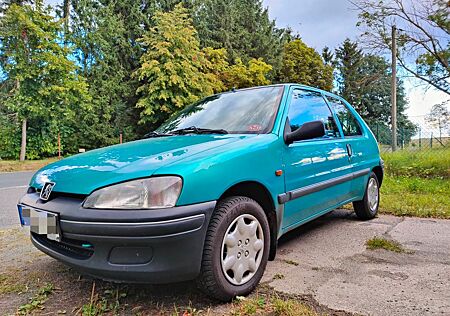 Peugeot 106 1.1 60 PS 2. Hand seit 2002. Sehr gepflegt.