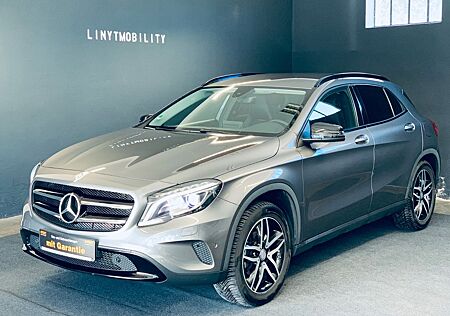 Mercedes-Benz GLA 200 URBAN SPORT NAVI XENON SIDEASSIST AHK