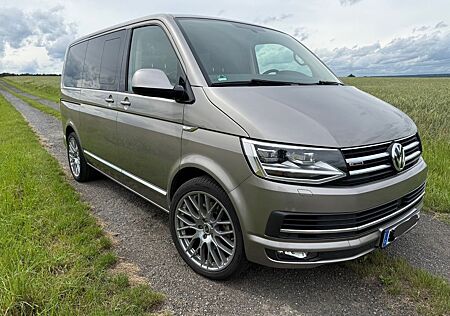 VW T6 Multivan Volkswagen Highline 20" Felgen Leder Voll 4Moti
