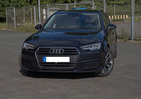 Audi A4 2.0 TDI S tronic Avant Top zustand ambiente