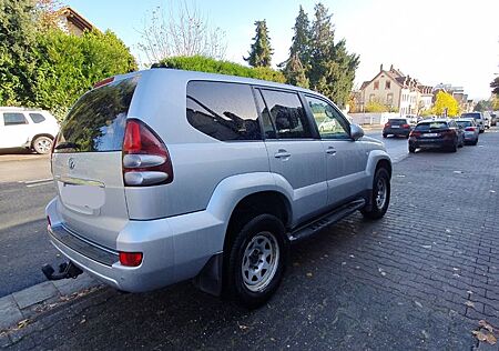 Toyota Land Cruiser 3.0 D-4D Executive Automatik Ex...