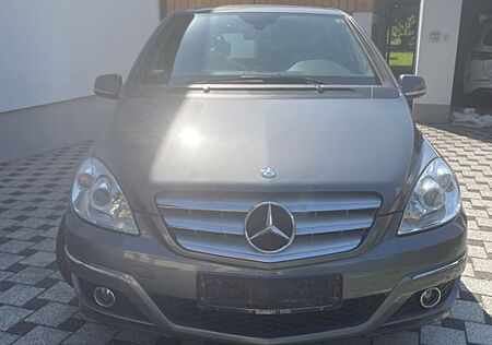 Mercedes-Benz B 180 CDI -