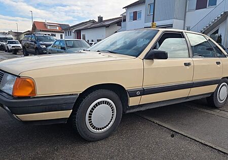 Audi 100 *AHK*Oldtimer*