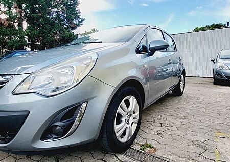 Opel Corsa D 150 Jahre .. 1 Hand