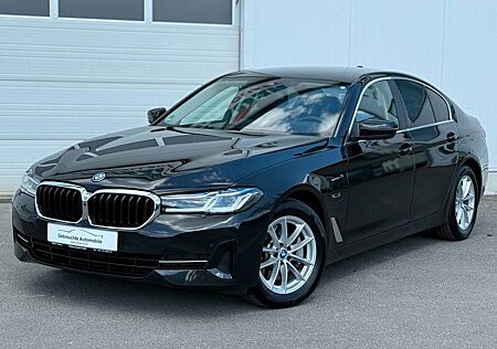 BMW 530e xDrive Laser/Kamera360/Leder/HUD/H&K