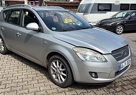 Kia ANDERE Ceed Sportswagon EX