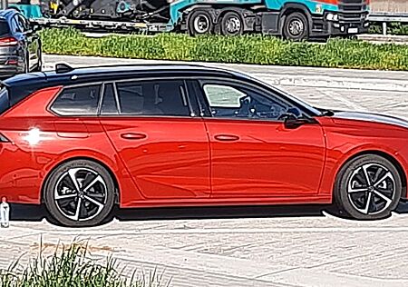 Opel Astra ST 1.2 Turbo 100kW GS eDCT GS MildHybrid