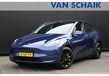 Tesla Model Y Long Range AWD 75 kWh | LEDER | PANO | S