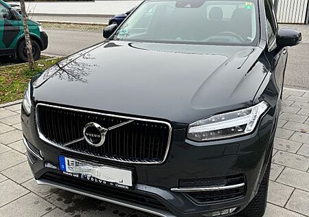 Volvo XC 90 XC90 D5 AWD Geartronic Momentum 7-Sitzer