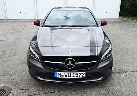 Mercedes-Benz CLA 180 Mercedes