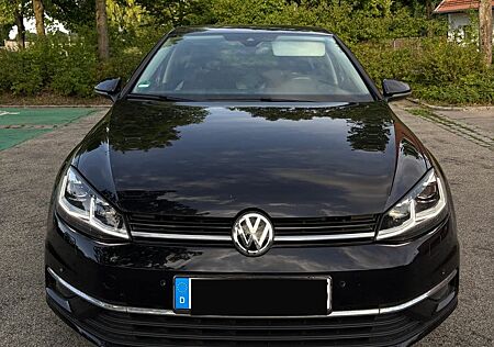 VW Golf Volkswagen VII Comfortline Lim. 1.0 TSI BMT 110 PS