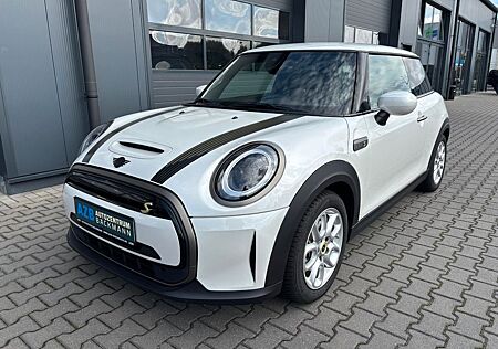 Mini Cooper SE Resolute Edition