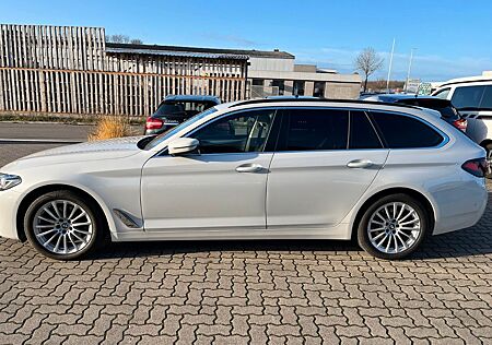 BMW 520d Touring*Top Zustand*Garantie 6/28*WSS neu*