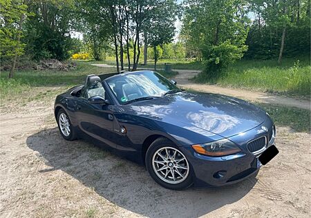 BMW Z4 2.5i - E85