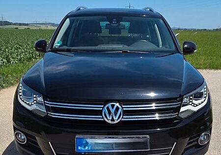 VW Tiguan Volkswagen 2.0 TDI, Neue Wasserpumpe+Zahnriemen!
