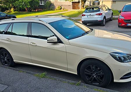 Mercedes-Benz E 200 CDI T -