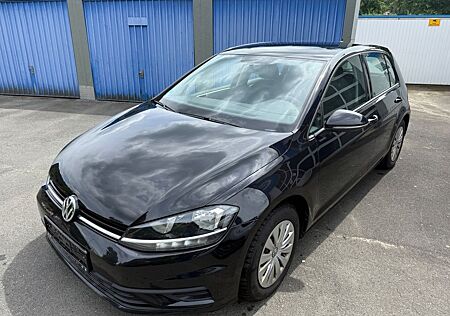 VW Golf Volkswagen VII Lim. Trendline BMT/Start-Stopp