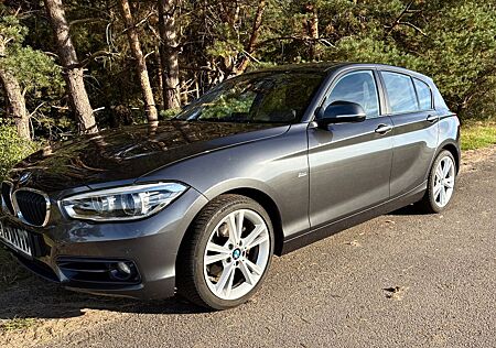 BMW 120d Sport Line, LED, Leder, SHD, Scheckheft