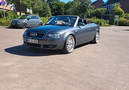 Audi A4 2.4 multitronic Cabriolet -