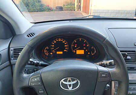 Toyota Avensis Combi D-4D