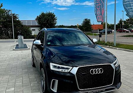 Audi RS Q3 RSQ3 2.5 TFSI S tronic quattro -