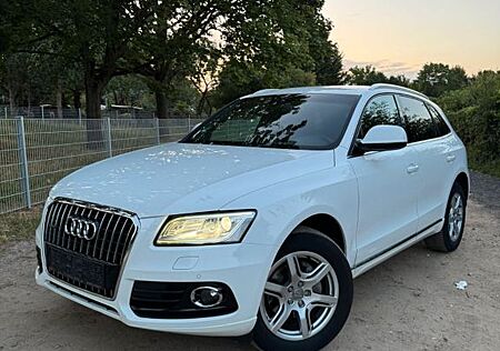 Audi Q5 S tronic quattro sport*BANG OLUFSEN*AHK*