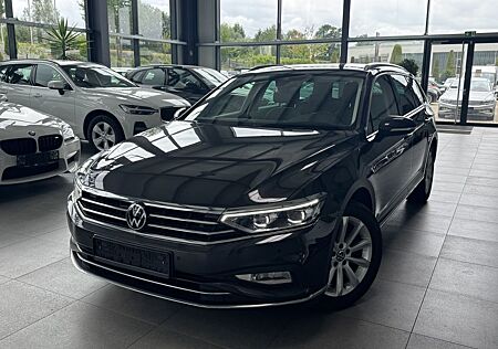 VW Passat Variant Volkswagen 2.0 TDI DSG Elegance AHK
