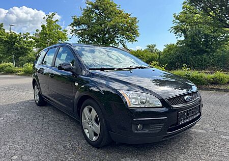 Ford Focus 1.6 Turnier Style !TÜV+ZAHNR.NEU/GARANTIE!