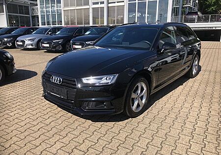 Audi A4 35 TDI S tronic Avant - AHK, PANO, Sport