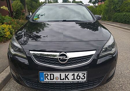Opel Astra Sports Tourer 1.4 T Design Edition 103...