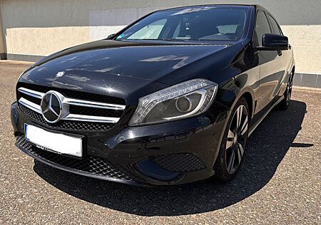 Mercedes-Benz A 200 BlueEFFICIENCY Urban, Automatik, 8fach Be.