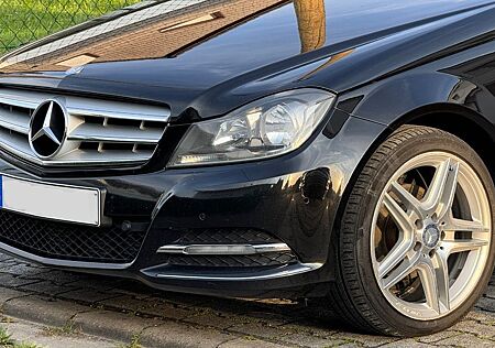 Mercedes-Benz C 200 CDI AVANTGARDE 2.2L SCHECKHEFTGEPFLEGT