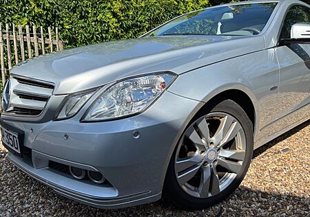 Mercedes-Benz E 350 Coupé CGI BlueEFFICIENCY AVANTG....