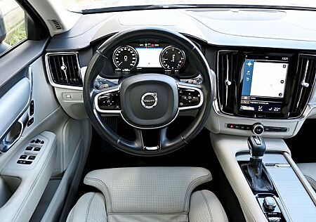 Volvo V90 Cross Country AWD MASSAGE 360c Cross Country Pro