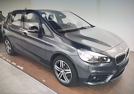 BMW 218 Active Tourer Sport Line Topausstattung !