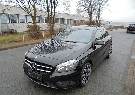 Mercedes-Benz A 200 CDI BE Panoramadach Kamera Night Paket