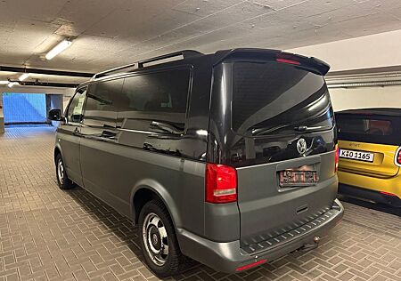 VW T5 Multivan Volkswagen 7 sitzer , Caravelle, Camper
