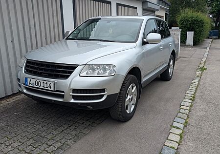 VW Touareg Volkswagen 2.5 R5 TDI Tiptronic Standard
