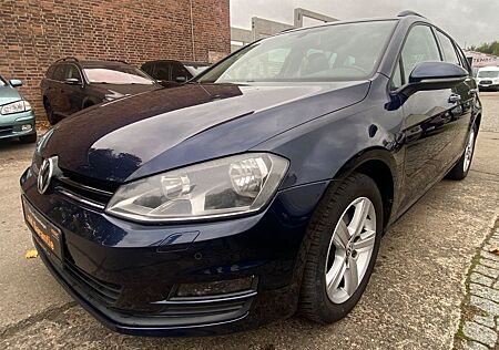 VW Golf Volkswagen VII Variant Aut+Navi+PDC+Sitzheiz+Allwetter